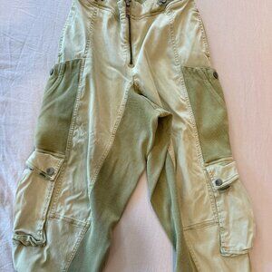 Free People Baggy Cargo Style pants with lots of pockets